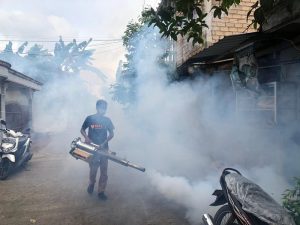 Barisan Isdianto Suryani Rutin Lakukan Fogging