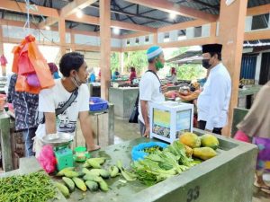 Kunjungi Pasar Civing Jaya, Isdianto Janji Dongkrak UMKM