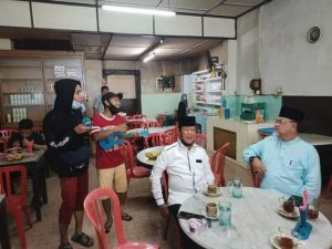 Sarapan Bareng Pengamen, Isdianto: Saya Jadi Pemimpin Untuk Semua Kalangan