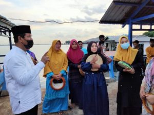 Anak Pulau Sarang Banyak Putus Sekolah, Isdianto Carikan Jalan Keluarnya