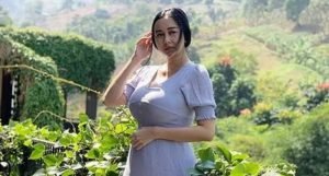 Sssttt…, Aura Kasih Siap Menjanda