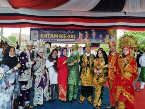Peringatan HUT Kota Batam ke-191 Tahun, Gonjong Limo Batam Tampilkan Pakaian Adat Pengantin Minang