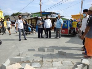 Usai Cuti, Isdianto Tinjau Pengerjaan Penataan Jalan di Pulau Penyengat
