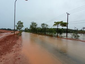 Banjir, Jalan Menuju Kawasan Industri Kabil Terputus