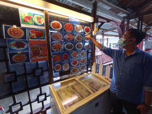 Paket Super Hemat, Rp 50 Ribu Bisa Makan Ramai-Ramai di Golden Prawn?