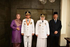 Inilah Nama-nama yang Dampingi Ansar-Marlin Ketika Dilantik di Istana Negara