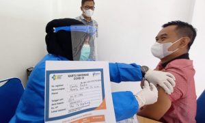 Wartawan di Batam Jalani Vaksinasi Covid-19