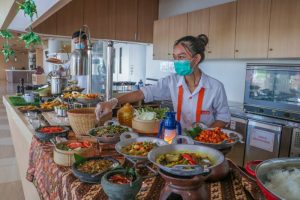 Buka Puasa di HARRIS Resort Barelang, Berkesempatan Dapat iPhone 12