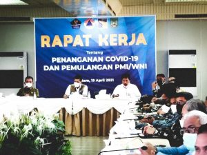 Kepala BNPB Apresiasi Pemko Batam dalam Penanganan Pemulangan PMI, Tambah Satu Unit Mesin PCR