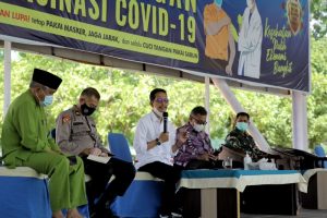 Mulai Hari Ini Rumah Makan Tak Boleh Layani Tamu Makan di Tempat