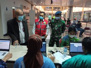 Vaksinasi Covid-19 di Bandara Hang Nadim Batam, Amran: Ada Sekitar 1000 Orang Pengguna Bandara yang Akan Divaksin