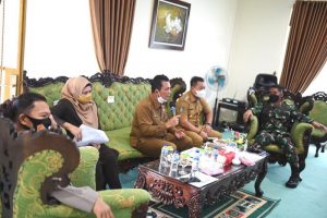 Percepat Vaksinasi, Gubernur Kepri Kirim Tenaga Vaksinator ke Lingga