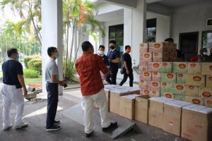 Yayasan Buddha Tzu Chi Batam Kembali Berikan Bantuan Makanan bagi Pasien Covid-19