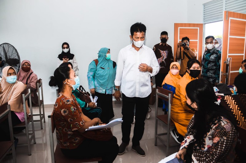 Wali Kota Apresiasi Antusias Warga untuk Divaksin, Ingatkan Tetap Jaga Protkes