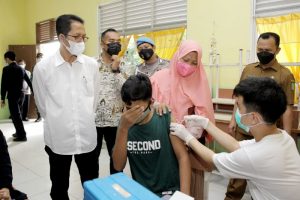 Orang Tua Tak Perlu Khawatir Anak Divaksin
