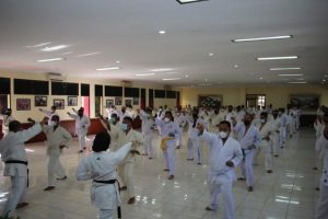 Sebelum Naik Pangkat Personel Polresta Barelang Ikuti Ujian Bela Diri Dulu