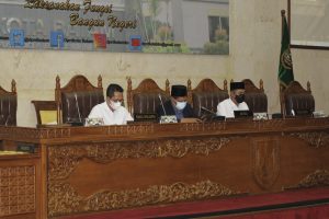 Raperda Perubahan APBD Batam 2021, Amsakar Achmad Sampaikan Jawaban Atas Pandangan Umum Fraksi