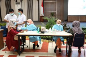 BP Batam Gelar Vaksinasi Covid-19 Tahap Dua Untuk Keluarga BP Batam