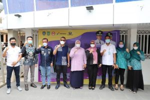 Wagub Kepri Marlin Agustina Tinjau Vaksinasi Kedua Pelaku UMKM