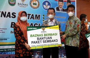 Rudi Apresiasi Baznas Berbagi untuk Tenaga Honorer Disdik