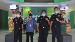 Bea Cukai Batam Lelang Mobil Mewah, Nissan GTR-Bar Terjual Rp 2,7 M