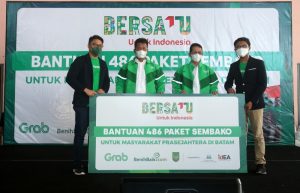 Pemko Batam Apresiasi Bantuan 486 Paket Sembako dari Grab Indonesia