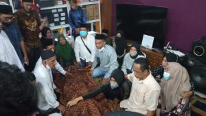 Jenazah Ruslan M Ali Wasyim Dimakamkan di TPU Sambau Nongsa, Tepat di Samping Makam Ibunya