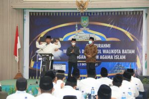 Rudi Hadiri Pengukuhan dan Raker MUI Batam
