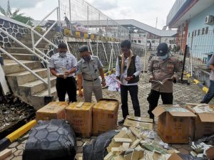 Disaksikan PT Jasa Raharja Cabang Kepri, PT ASDP Indonesia Ferry Musnahkan Tiket Non Elektrik