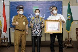 Tapping Box Bawa Pemko Batam Raih Penghargaan Top 45 Inovasi Pelayanan Publik