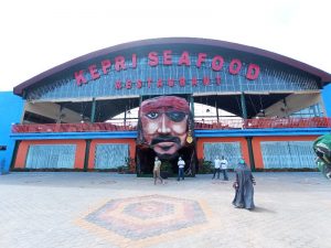 Nuryanto Hadiri Grand Opening Kepri Seafood Restaurant di Barelang, Ada Ferry Disulap Jadi Tempat Makan