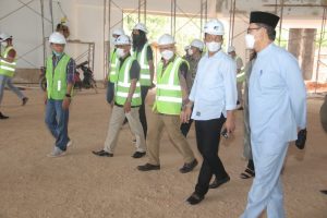 Rudi Tinjau Kesiapan Lahan Relokasi Pedagang di Batubesar dan Masjid Tanjak Bandara