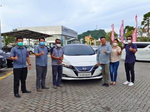 Mobil Listrik Nissan LEAF Mengaspal di Batam