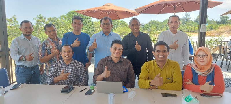 Antusiasme Awali Hybrid Learning Mahasiswa Program Doktor Hukum Unissulla di Batam