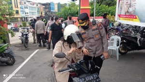 Polisi di Batam Gelar Razia Sertivikat Vaksin