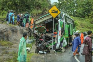 Jasa Raharja Berikan Santunan pada Korban Laka Bus di Imogiri