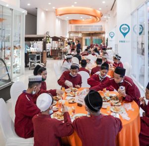 HARRIS Hotel Batam Center Tawarkan Promo Early Bird Buka Puasa Ramadan 2022