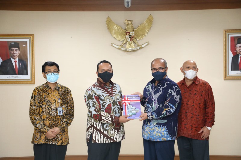 BP Batam Serahkan Laporan Keuangan 2021 Kepada BPK RI