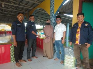 PWI Tanjungpinang Santuni Anak Yatim, Lansia dan Keluarga Tak Mampu