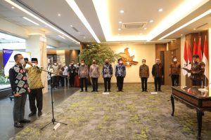 Menko Perekonomian Airlangga Hartarto Lantik Wan Darussalam Sebagai Anggota Bidang Pengusahaan BP Batam