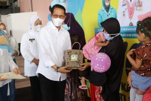 Pekan Imunisasi 2022, Pemko Batam Komitmen Semua Anak Harus Imunisasi