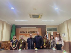 Masyarakat Perkawinan Campuran Curhat ke Ketua Pengadilan Batam