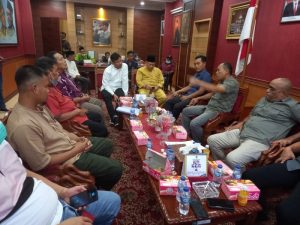 Ngadu ke Dewan, Warga Tembesi Tower Terancam Digusur