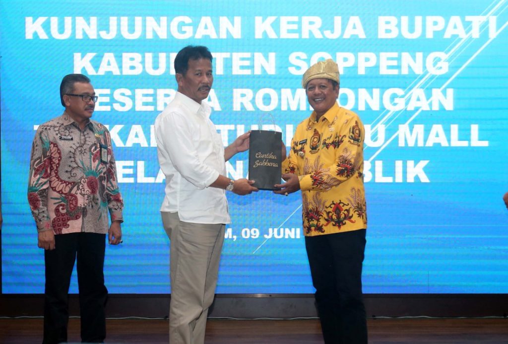 Bupati Soppeng Sulsel Terkesan Kemajuan Batam
