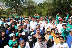 Hadiri Outbound Kansa, Rudi Ajak Mahasiswa Berpartisipasi Tanam Pohon Jati Emas