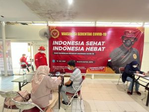 Mulai 17 Juli Naik Pesawat Wajib Booster, Gerai Vaksin Tersedia di Bandara Hang Nadim