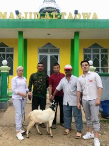 Rayakan Idul Adha, HARRIS Resort Barelang Batam Kurban Satu Ekor Kambing