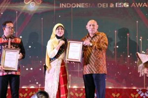 Gencar Informasikan Progres Pembangunan Batam, Kepala BP Batam Raih Anugerah di The 1st IDEAS 2022
