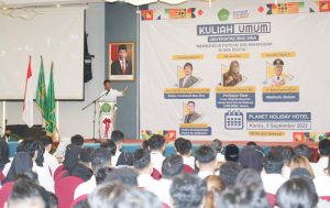 Rudi Tantang Mahasiswa Ibnu Sina Berinovasi