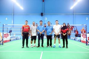 Pertandingan Rudi-Trikus Vs Garry-Taufik Hidayat Jadi Tanda Peresmian GOR TM Badminton